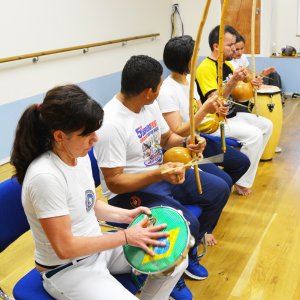 &copy; Grupo Negaça Capoeira Photo
